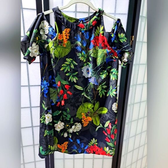 Lulu's colorful floral 'cold-shoulder' black blouse top shirt, womens size small - Picture 1 of 9